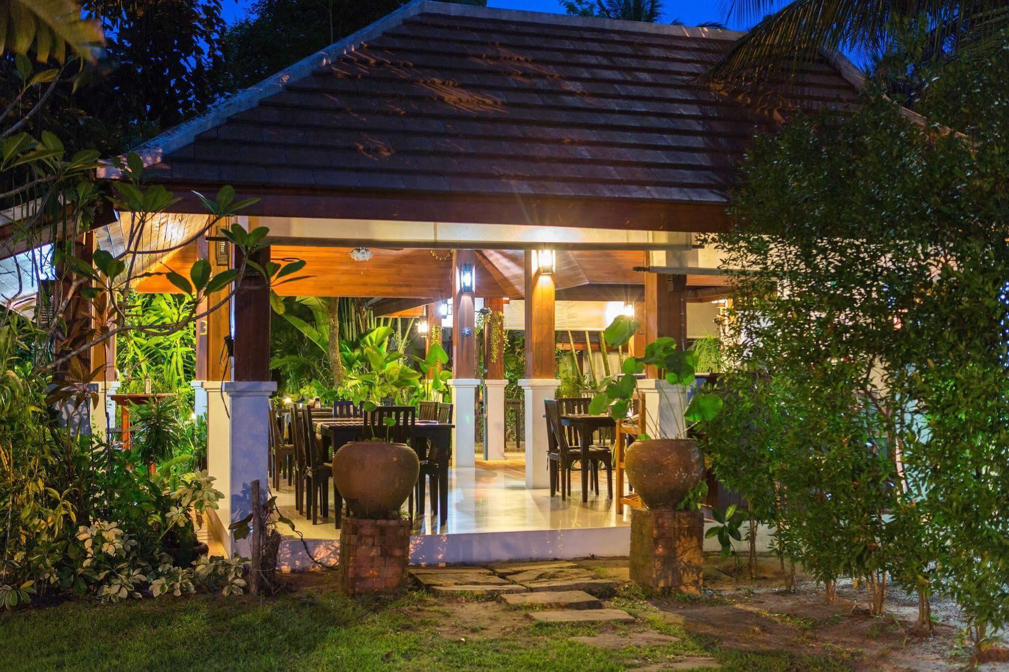 Laem Sai Beach Easy Time Resort מראה חיצוני תמונה